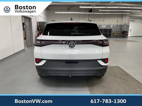 New 2025 Volkswagen ID.4 Pro image 3