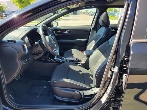 Used 2024 Kia Forte GT-Line w/ GT-Line Premium Package FWD image 16