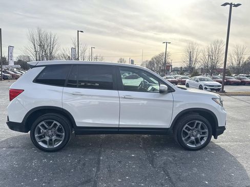 Used 2023 Honda Passport EX-L image 10
