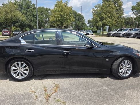 Used 2017 INFINITI Q50 3.0t Premium w/ Driver Assistance Package AWD/4WD image 9