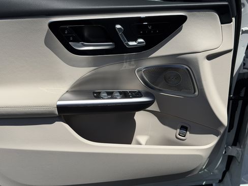 Used 2024 Mercedes-Benz C 300 4MATIC Sedan image 22