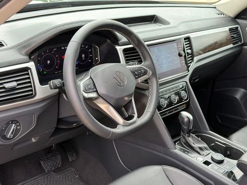 Used 2022 Volkswagen Atlas SE AWD/4WD image 18