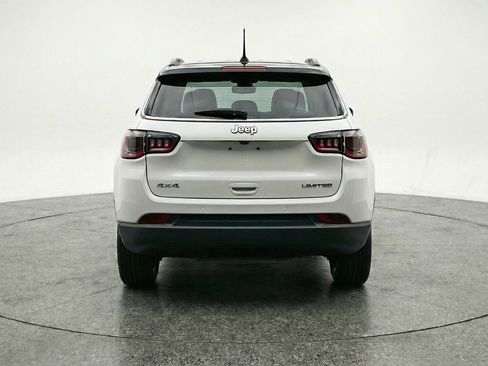 Used 2025 Jeep Compass Limited AWD/4WD image 7