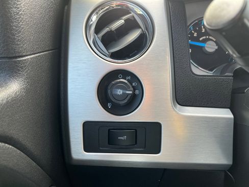 Used 2013 Ford F150 Platinum AWD/4WD image 23