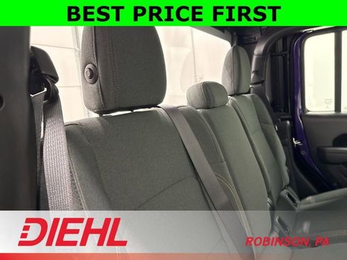 New 2026 Jeep Gladiator Sport image 9