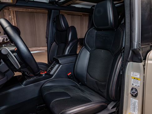 Used 2025 Ford Bronco Raptor AWD/4WD image 20