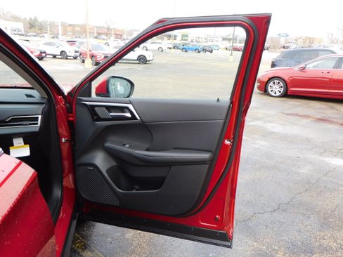 New 2026 Mitsubishi Outlander SE image 27