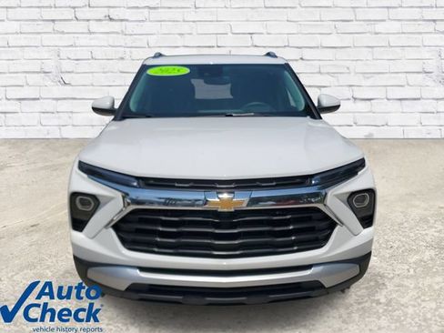 Used 2025 Chevrolet TrailBlazer LT w/ Driver Confidence Package FWD image 6