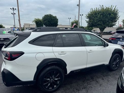Used 2024 Subaru Outback Onyx Edition AWD/4WD image 7
