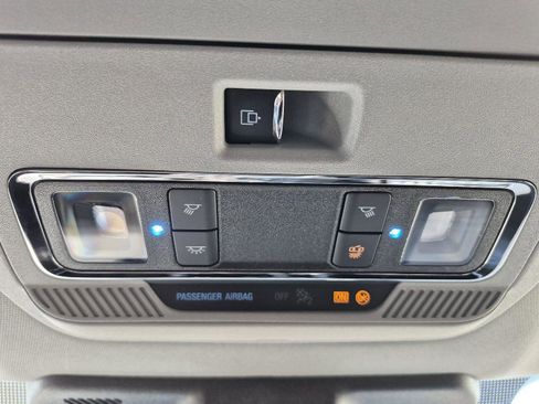 New 2025 Ford F250 Lariat w/ Black Appearance Package image 43