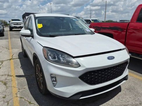 Used 2022 Ford Escape SEL FWD image 2