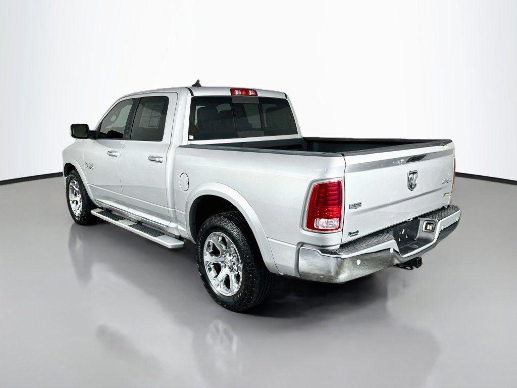 Used 2018 RAM 1500 Laramie w/ Convenience Group AWD/4WD image 5