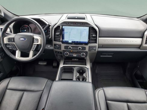 Certified 2022 Ford F350 Lariat w/ Black Appearance Package AWD/4WD image 8