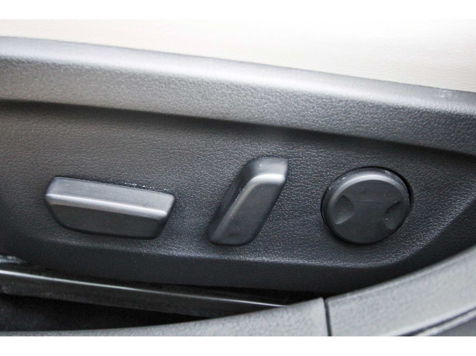 Used 2026 MAZDA MAZDA3 2.5 S Sedan w/ Preferred Pkg FWD image 27