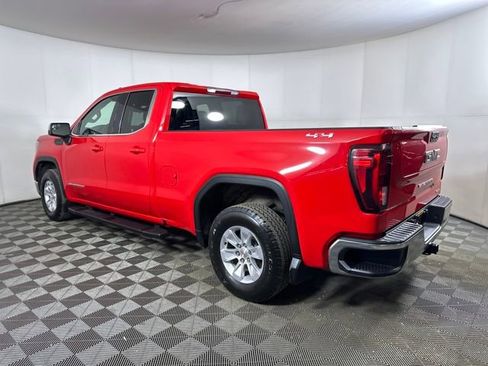 Used 2022 GMC Sierra 1500 SLE image 5