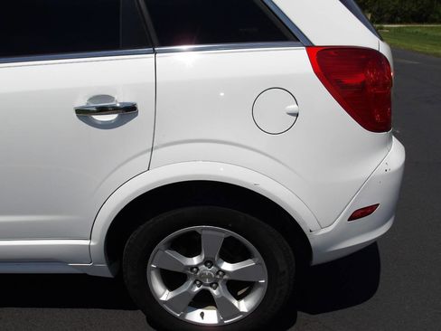Used 2014 Chevrolet Captiva Sport LTZ FWD image 33