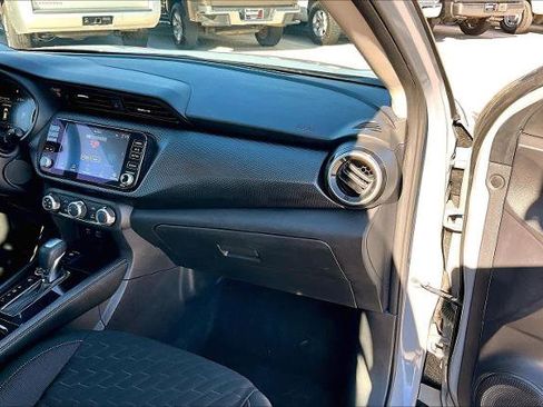 Certified 2024 Nissan Kicks SV image 17