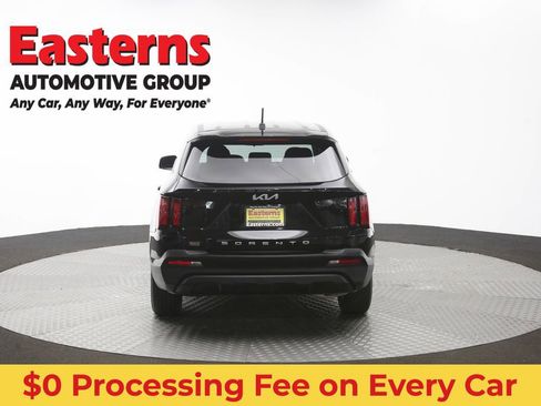 Used 2022 Kia Sorento LX FWD image 35