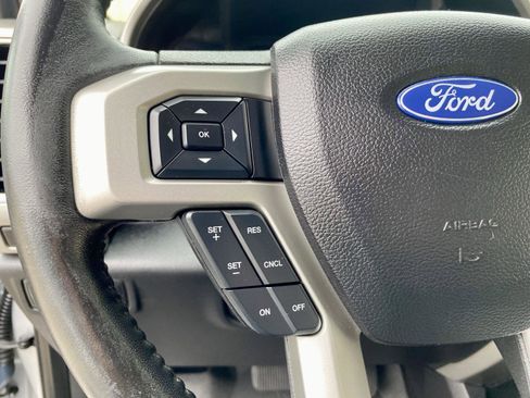 Used 2017 Ford F150 Lariat image 30