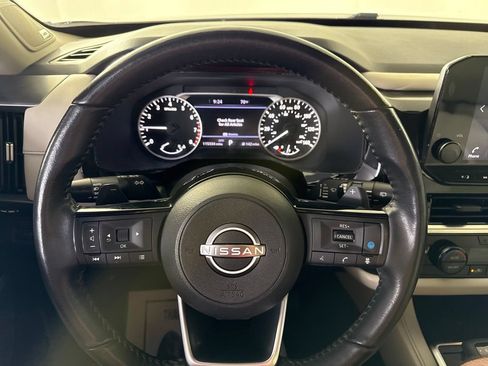 Used 2023 Nissan Pathfinder SL w/ SL Premium Package AWD/4WD image 27