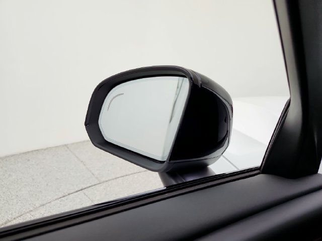 Used 2023 Volvo XC40 B5 Ultimate w/ Climate Package AWD/4WD image 24