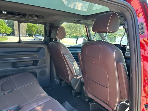 New 2025 Volkswagen ID. Buzz Pro S Plus image 39