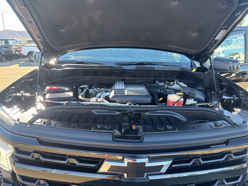 Used 2023 Chevrolet Silverado 1500 RST AWD/4WD image 16