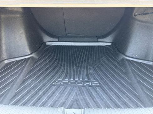 Used 2024 Honda Accord EX-L image 17