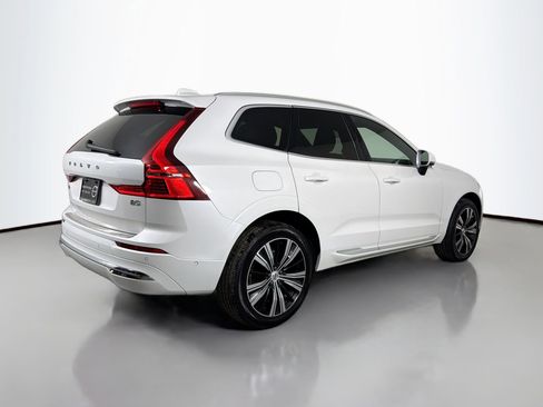 Certified 2023 Volvo XC60 B5 Plus w/ Protection Package Premier image 6