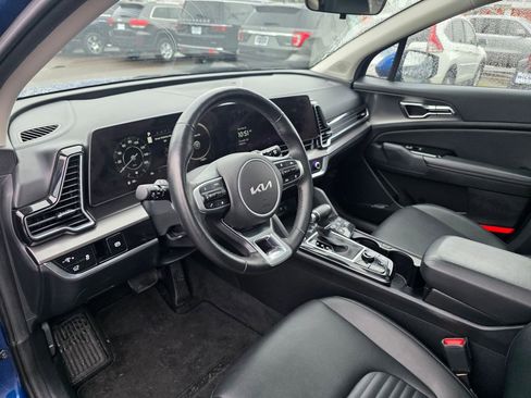 Used 2023 Kia Sportage SX image 9