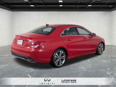 Used 2019 Mercedes-Benz CLA 250 4MATIC image 5