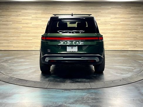 Used 2025 Rivian R1S Adventure AWD/4WD image 16