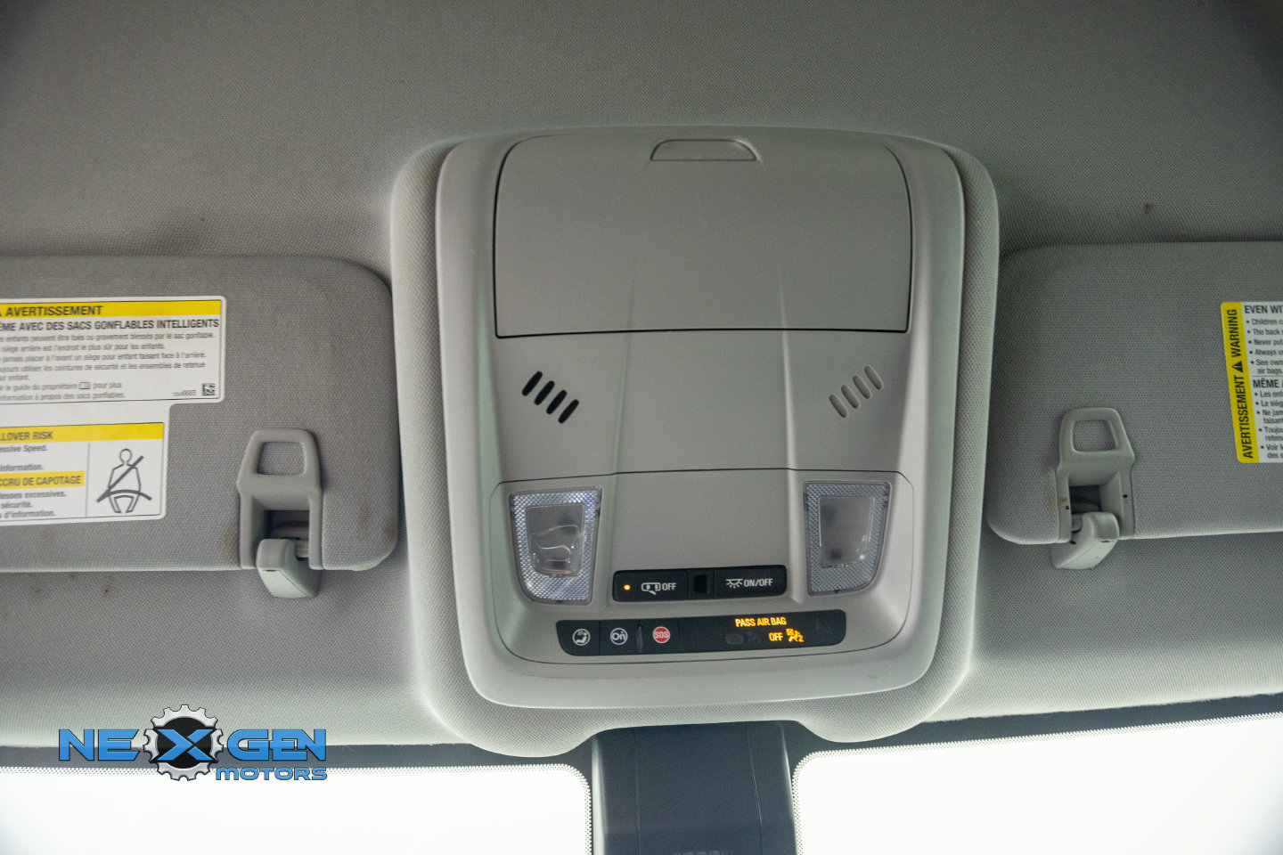 Used 2022 Chevrolet Equinox LT FWD image 22