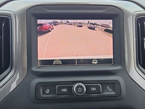 Used 2022 Chevrolet Silverado 1500 Custom image 20