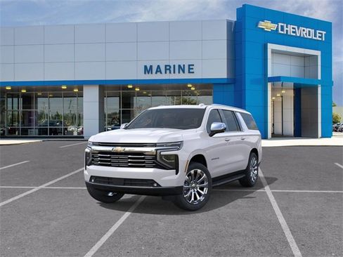 New 2025 Chevrolet Suburban Premier w/ Sun And Tow Package image 8