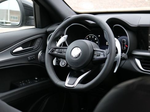 New 2025 Alfa Romeo Stelvio Sprint image 30