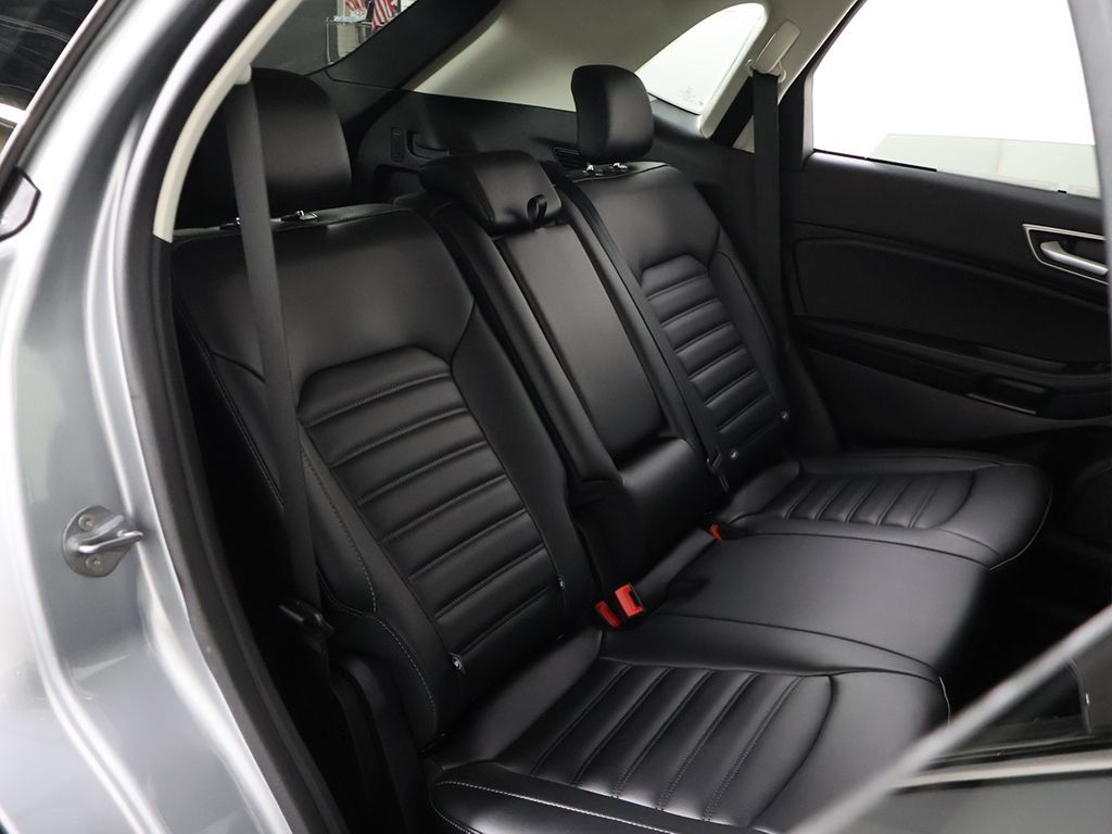 Used 2024 Ford Edge SEL w/ Convenience Package AWD/4WD image 32