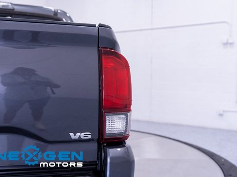 Used 2019 Toyota Tacoma SR image 52