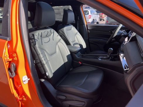 New 2026 Jeep Compass Limited w/ Sun, Sound & Navigation Group AWD/4WD image 24