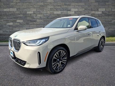 Used 2025 BMW X3 xDrive30i image 3