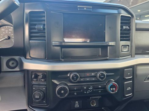 Used 2025 Ford F350 XLT image 28