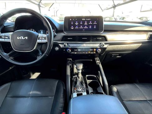 Used 2022 Kia Telluride EX w/ EX Premium Package image 15