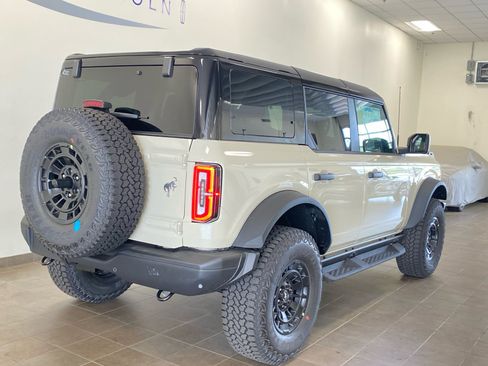 New 2026 Ford Bronco Badlands AWD/4WD image 7