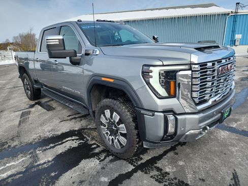 Certified 2024 GMC Sierra 2500 Denali w/ Denali Reserve Package image 2