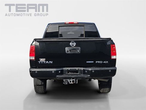 Used 2015 Nissan Titan PRO-4X image 6