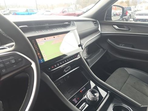 New 2026 Jeep Grand Cherokee L 4WD image 25