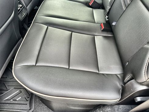 New 2026 GMC Canyon Denali image 17