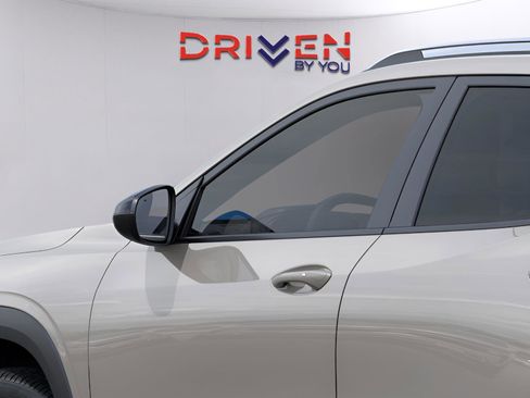 New 2026 Chevrolet Trax ACTIV w/ Driver Confidence Package image 13