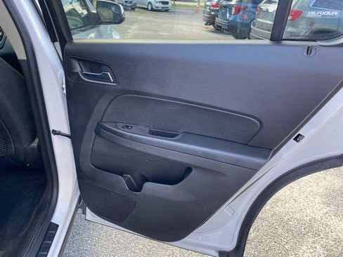 Used 2013 Chevrolet Equinox LT w/ Safety Package image 18