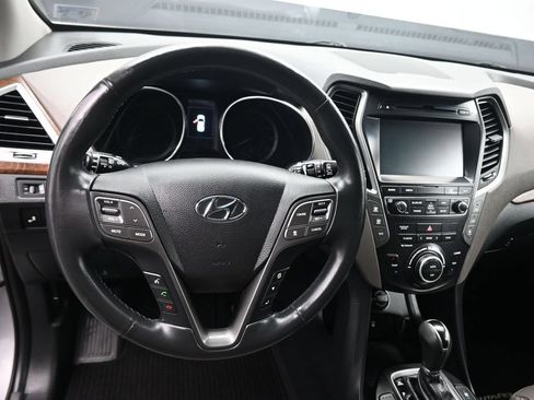 Used 2018 Hyundai Santa Fe AWD w/ SE Ultimate Tech Package 03 image 15